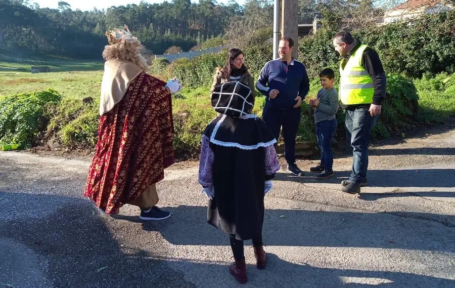Reis Magos polas Parroquias de Malpica