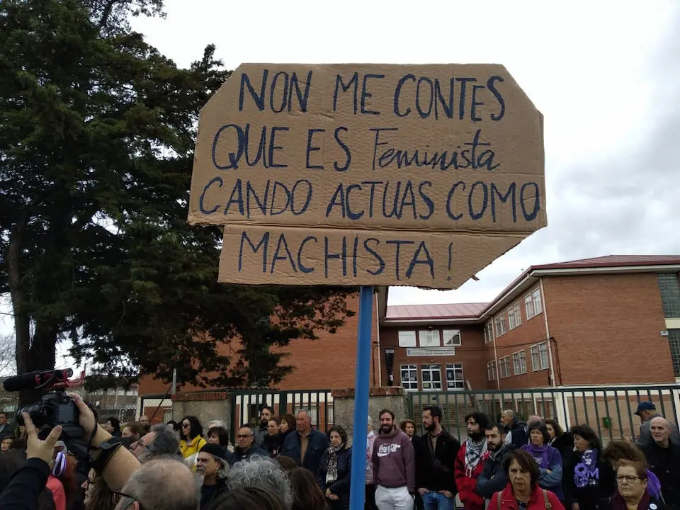 Lola Rontano tamen estivo en Verin