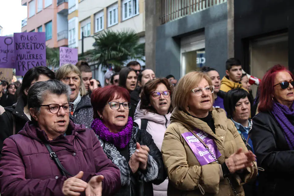 Mulleresna Manifestacion 8M de Cee-Foto-Paula Castineira