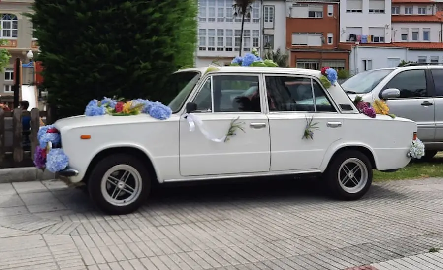 coche antigo no San Cristobal de Cee-Foto-Barca