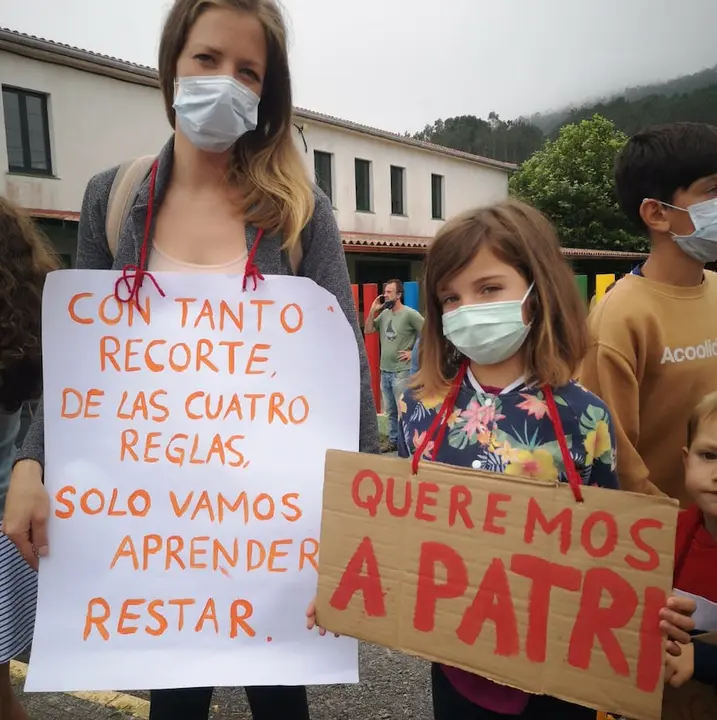 Concentracion do CEIP Areouta contra os recortes 5
