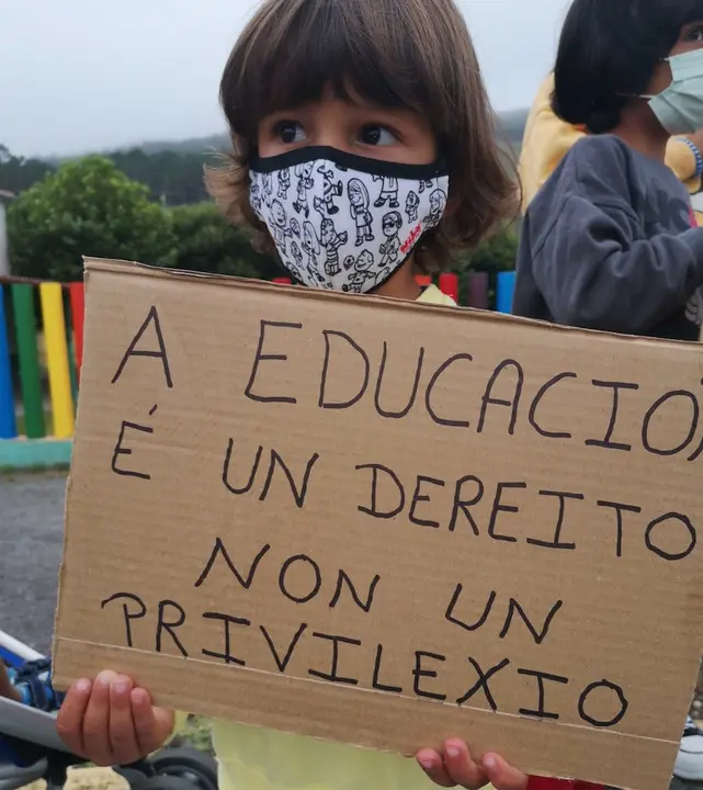 Concentracion do CEIP Areouta contra os recortes 1
