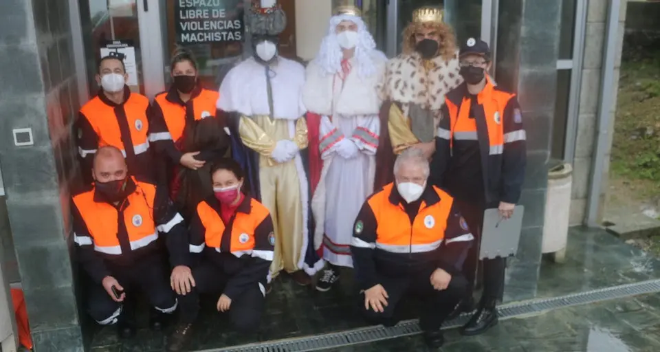Reis Magos en Mazaricos con Proteccion Civil