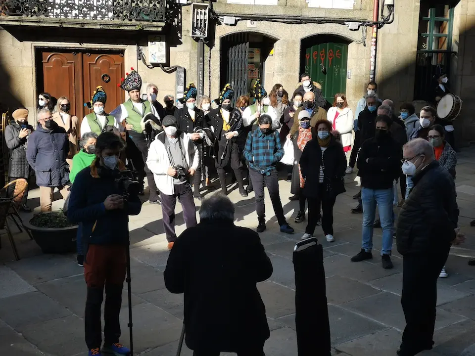 Dia dos Medios en Galego--Ambiente