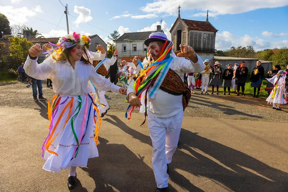 Madamitos e Ghuadineros no Entroido de Cerqueda 2022