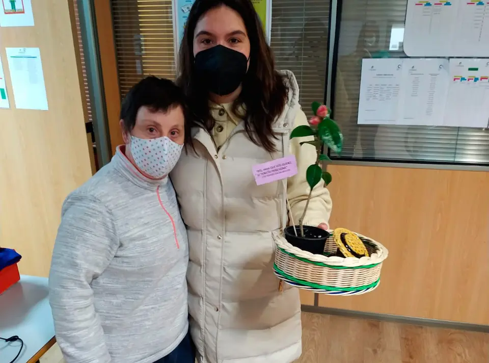 Muller participante nos vídeos de ADISBISMUR