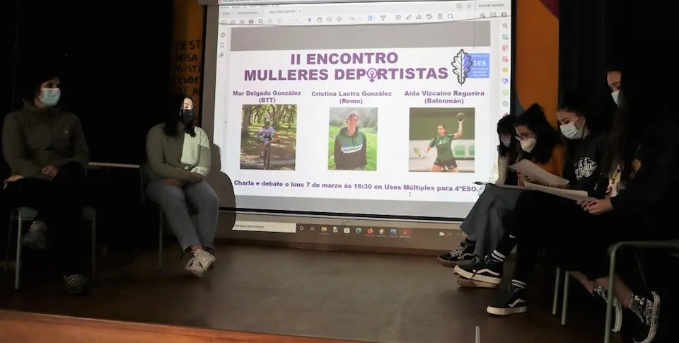 8M no iES de Baio charla con deportistas