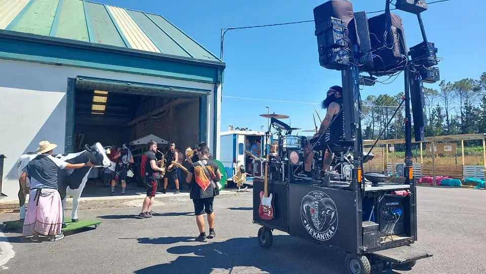 Mekanikal Roll Band en Mazaricos