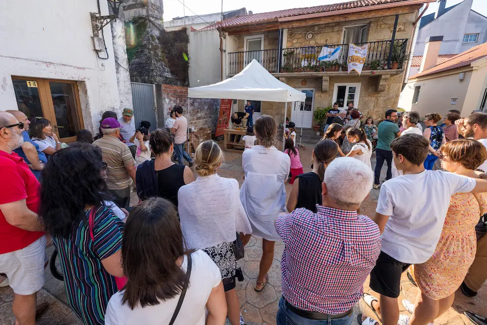 Mostra de Oleria viva praza Santa Xusta