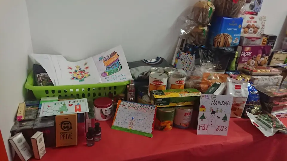 Campana solidariedade CEIP Vilarmide comida