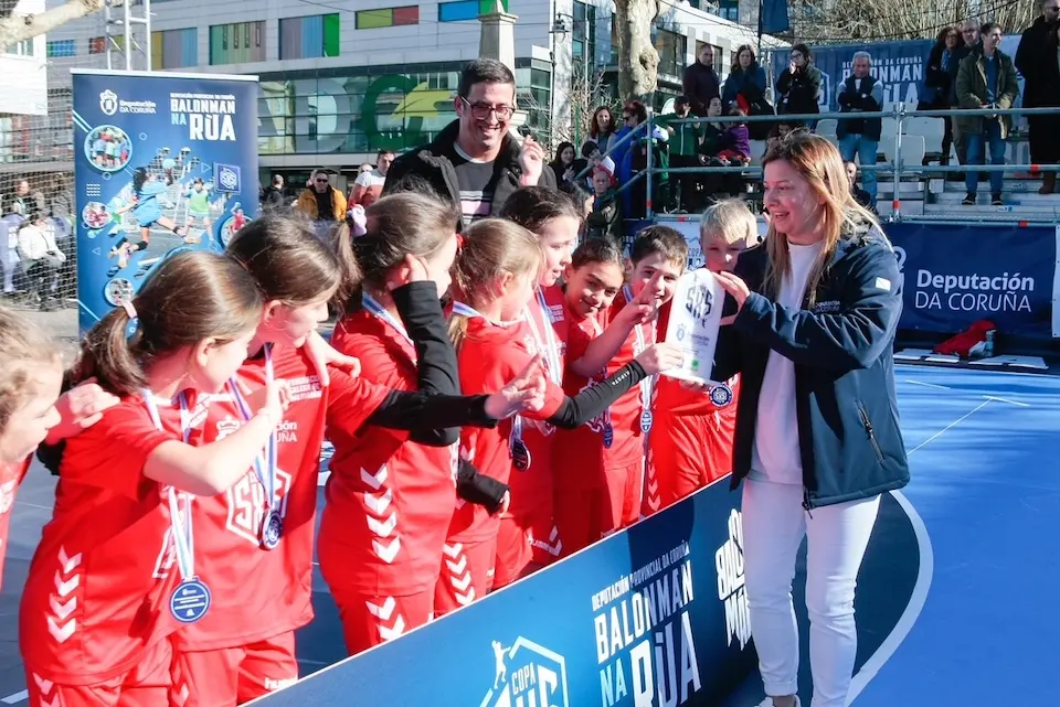 Balonman na rua en Carballo 2