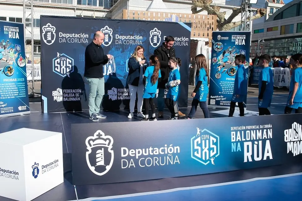 Balonman na rua en Carballo 17
