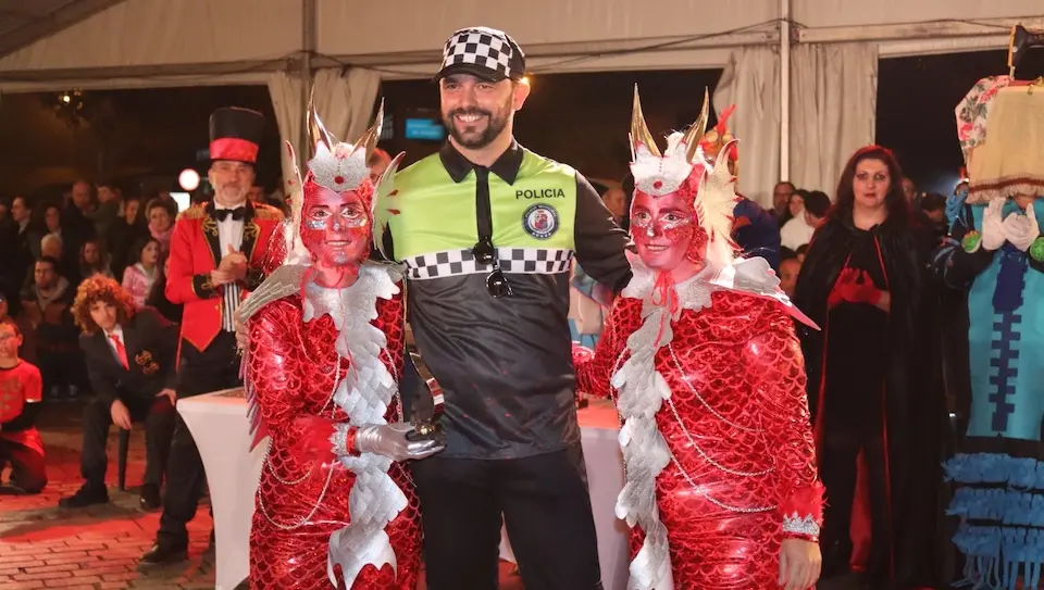 Entroido Fisterra 2023-rainas xemelgasd