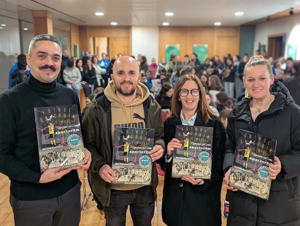 Presentacion album cromos futfem Buno 7