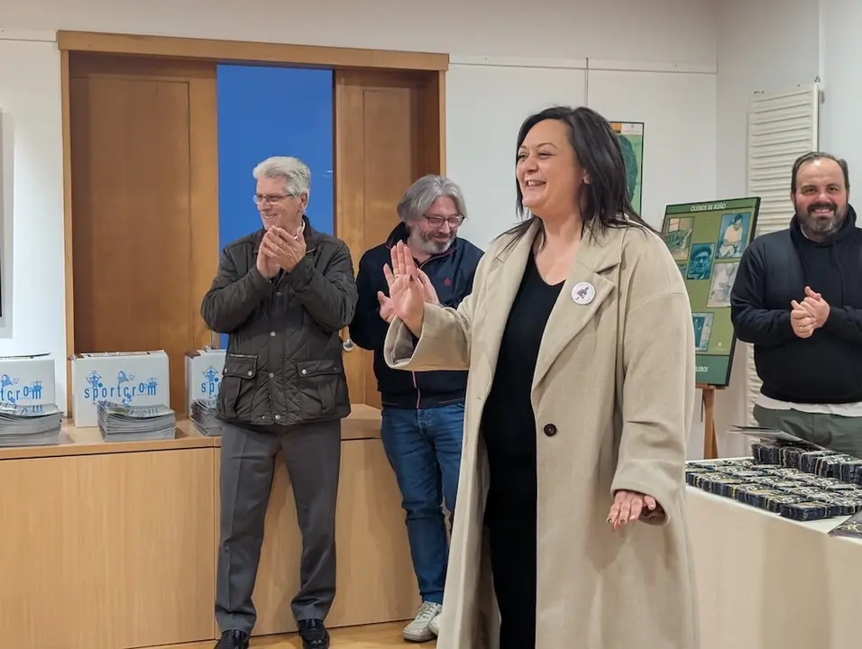 Presentacion album cromos futfem Malpica 3