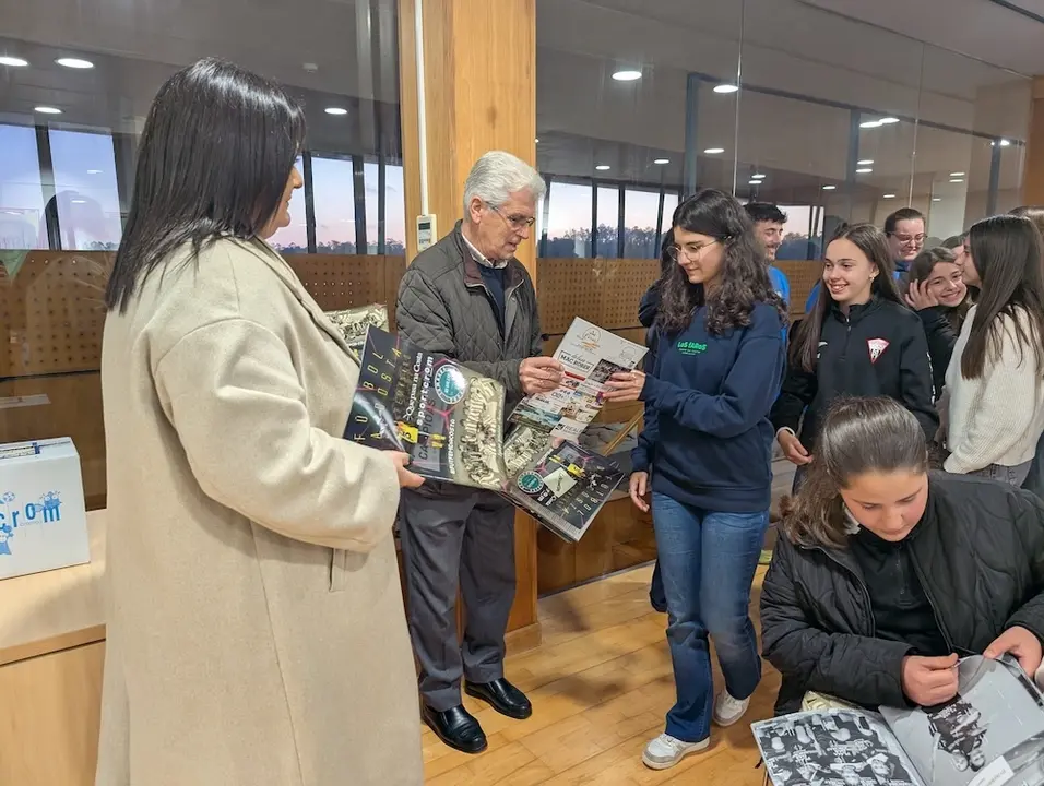 Presentacion album cromos futfem Malpica 4