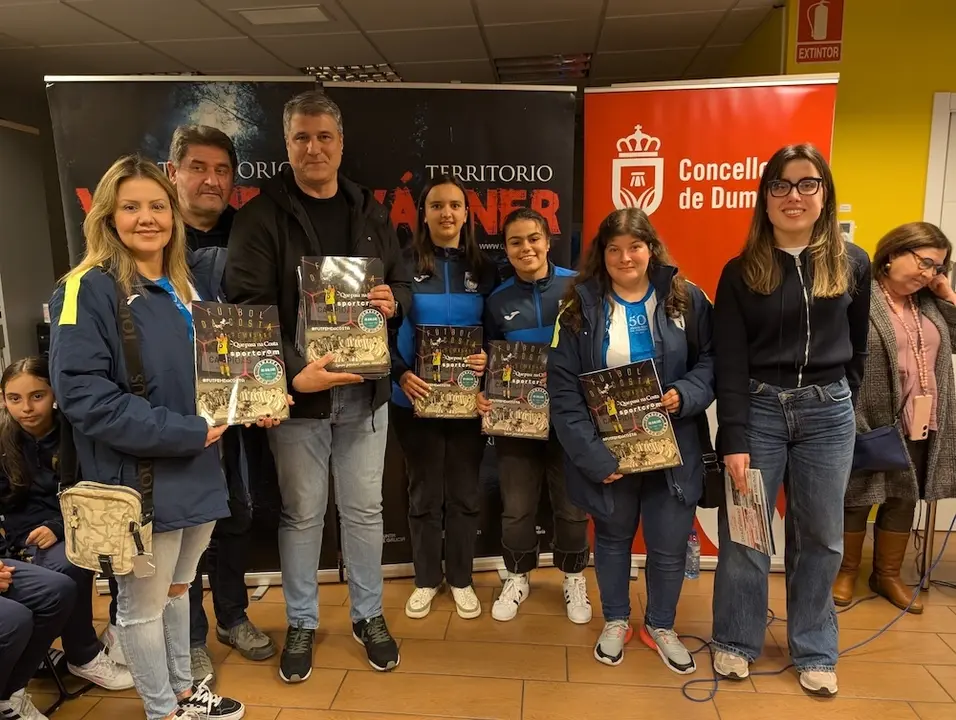 Presentacion album futfem Dumbria 8