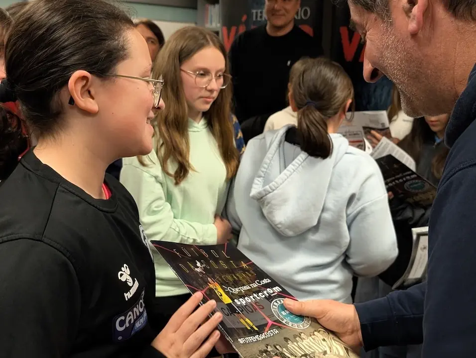 Presentacion album futfem Dumbria 11