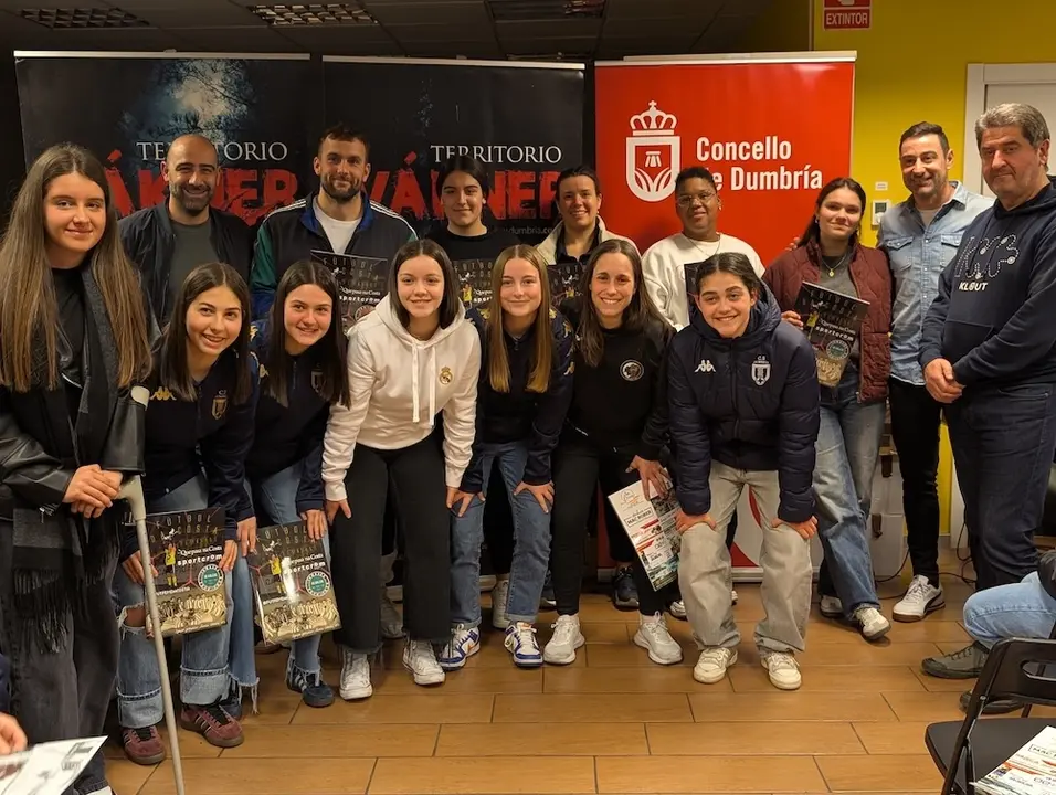 Presentacion album futfem Dumbria 16