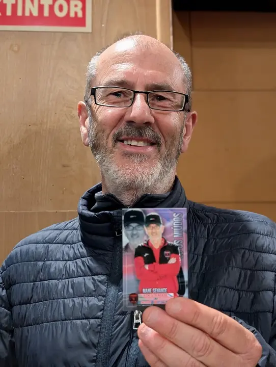 Presentacion album futfem Muros 8