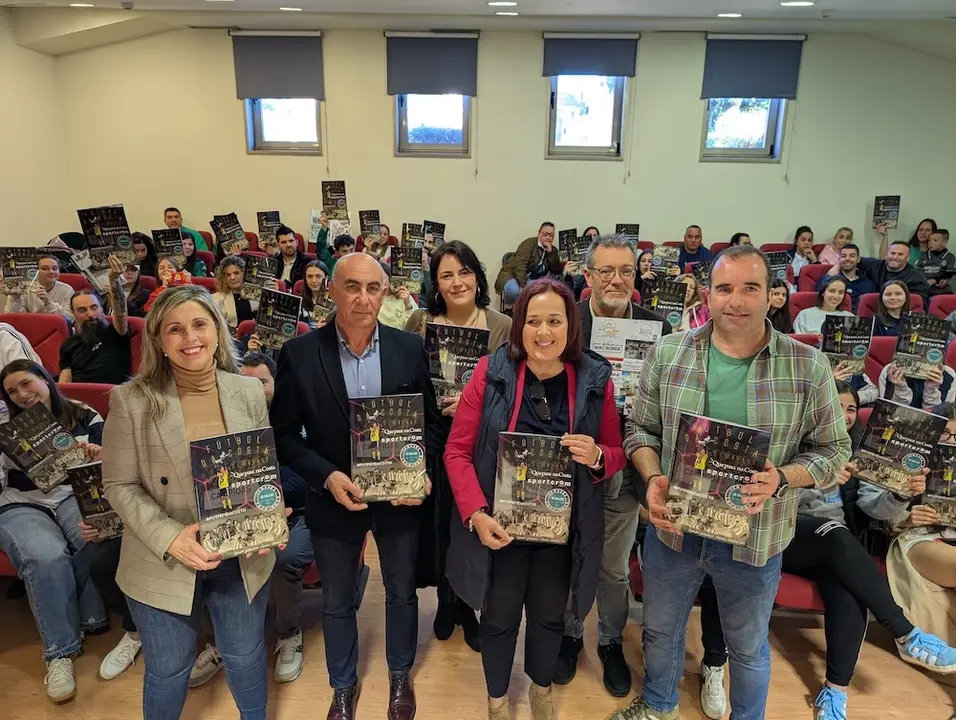Presentacion album futfem Vimianzo 1