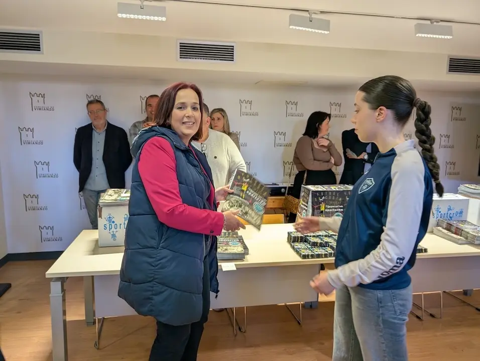 Presentacion album futfem Vimianzo 12