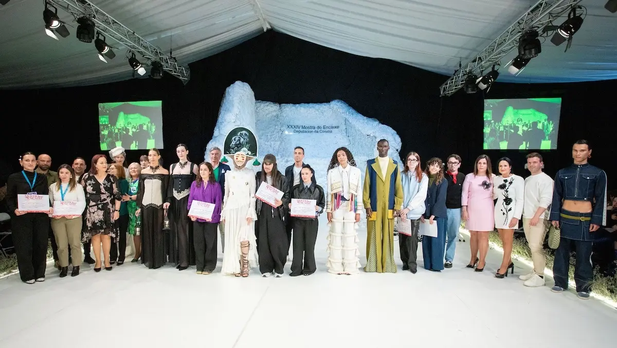 FOTO GRUPO Desenadores Noveis Mostra