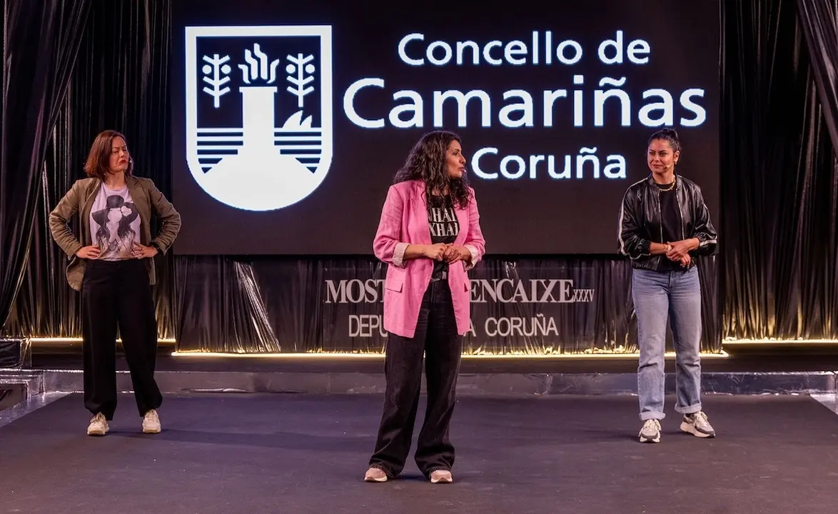 Mostra Encaixe 2026-Monólogo &ldquo;Sen Restricións&rdquo; de Marta Doviro, Carmen Méndez e Ledicia Sola copia
