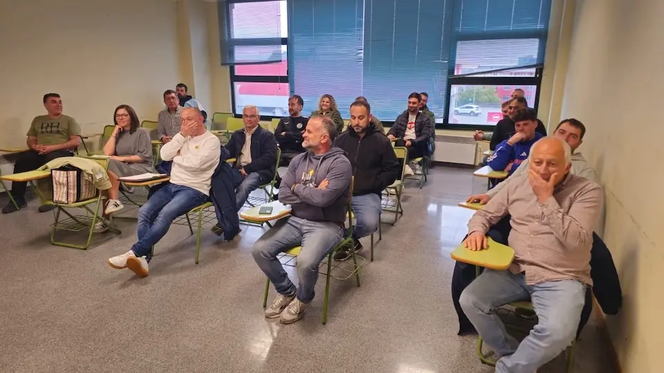 Directivas na Charla de Asfacos