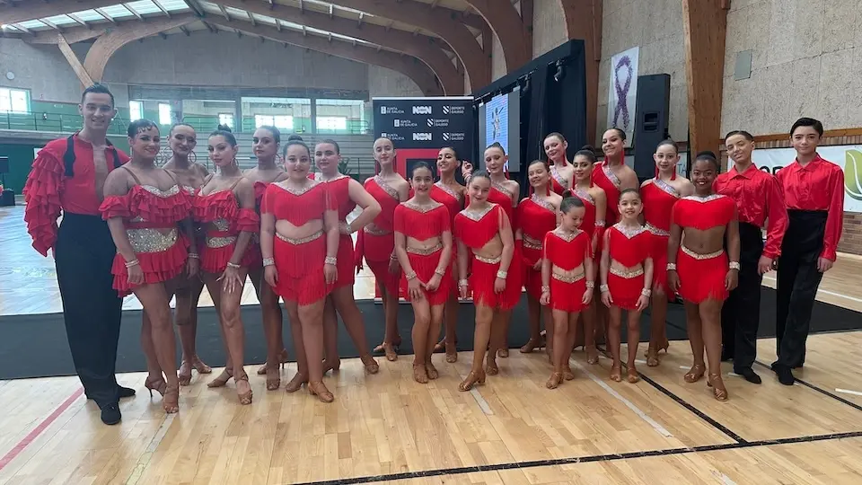 Club Arte e Movemento camino dos campionato de Espana