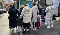 Familias de Muxia protestan polos problemas na Galina Azul