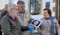 O alcalde de Carnota co alumnado da Universidade Senior