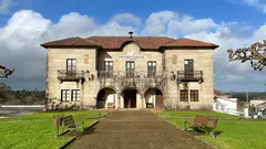 FOTO ZAS - O Concello de Zas orzamenta 30.000 euros en becas propias, liderando o investimento por habitante na Costa da Morte