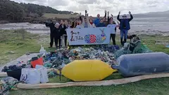 Limpeza Mar de Fabula na praia do Lago de Camarinas 2