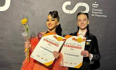 Raul e Serena de Arte e Movemento segundos de Espana de Baile Standar