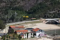 Helicptero medicalizado na praia do Ezaro