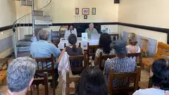 Charla no Casino de Corcubion