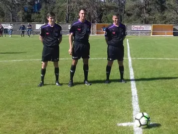 Trio arbitral no Pino do Val