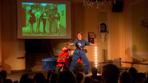 chola a ir girl muros