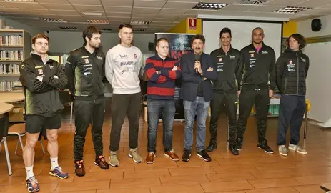 Presentacion no Conco da Copa Principe de Volei