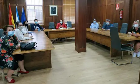 Reunion dunha comision de seguemento do Covi