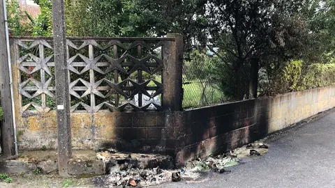 Colectores calcinados en O Cruceiro de Lestón