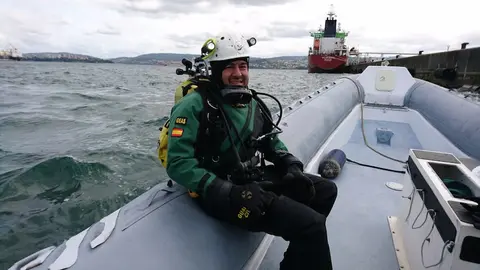 Tino o Xefe de brigadas submarinas da Garda Civil