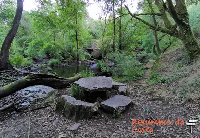 Recunchos da Costa- O Refuxio de Verdes-Coristanco-Rio Anllons