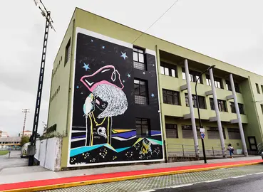 Mural do Derrubando Muros no IES Alfredo Branas de Carballo