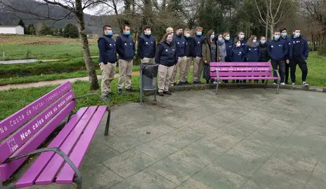 25N-Vimianzo minuto de silencio alumnado do obradoiro 