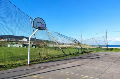 Valado do campo de Razo