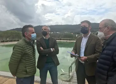 Visita institucional a piscina de Laxe