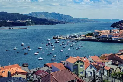 Vista aerea do Porto de Corcubion