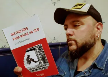 Suso Bahamonde estrea Instrucions para matar un oso